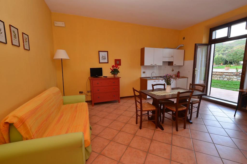 Azienda Agrituristica Allumiere Villa Campiglia Marittima Ruang foto